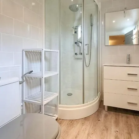 Tatil Evi Awesome In With Wifi Arthenac